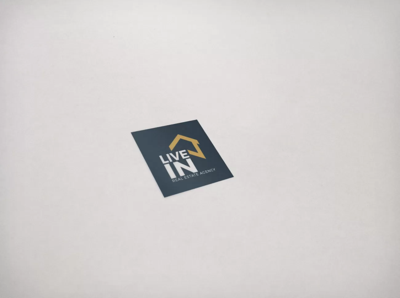 LIVE IN - Real Estate Agency